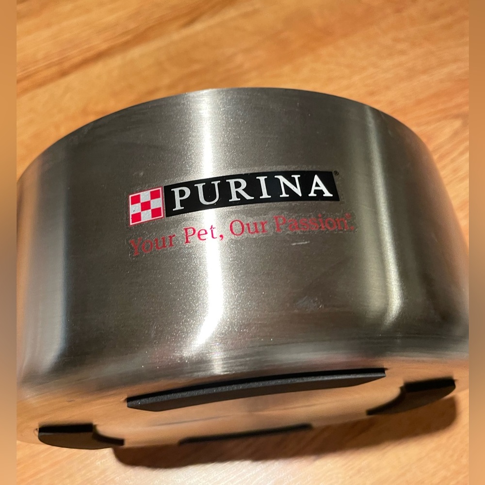 Yadi Dog Bowl - Picture 7 of 8